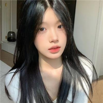 爬上山